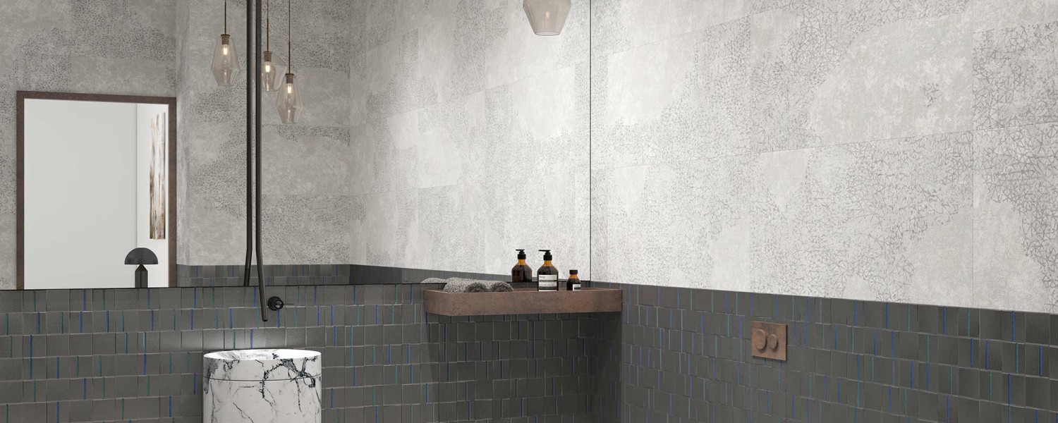 fireclay_baño_gris_paredes_suelo_neutro_moderno